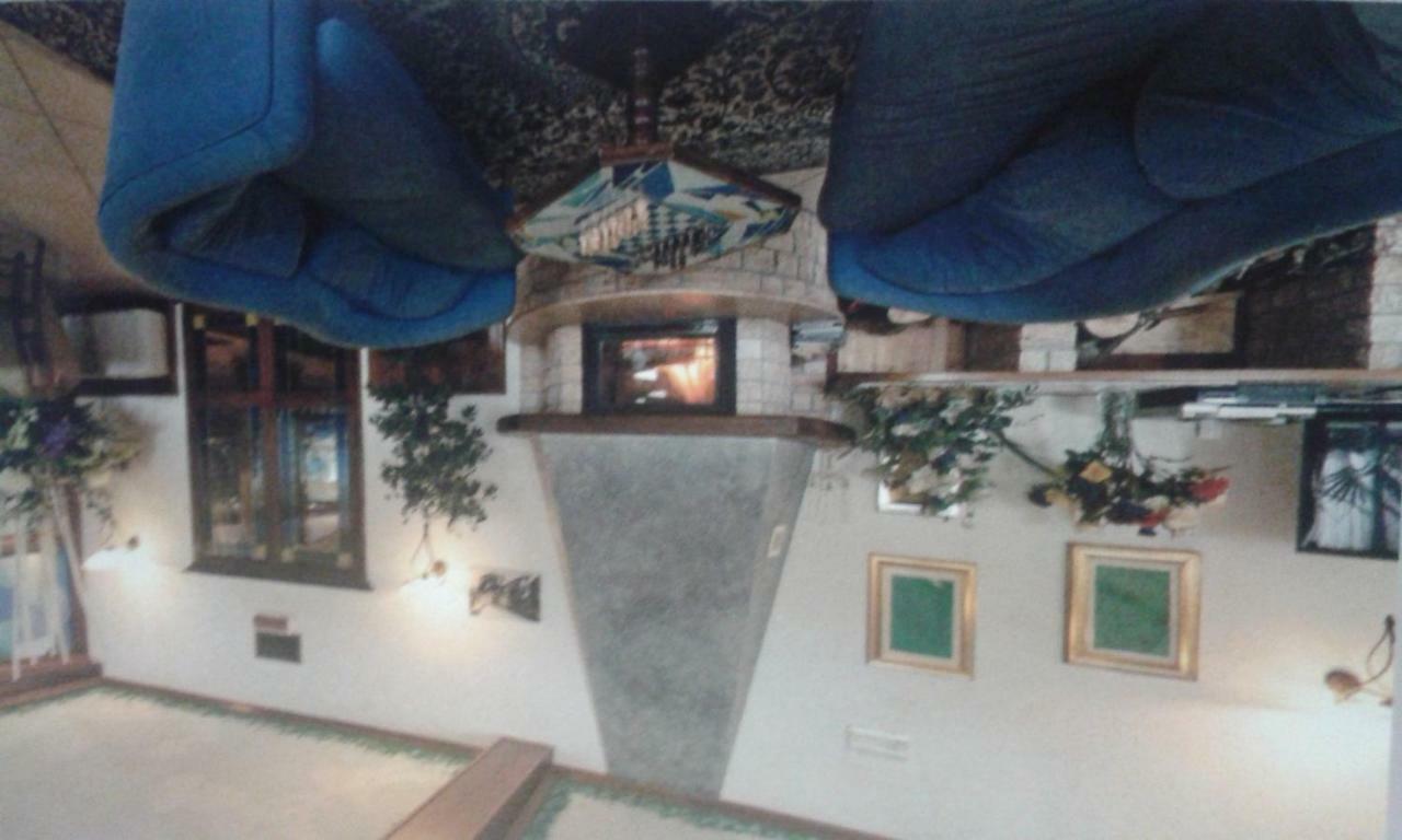 Hotel Cristallo Cerreto Laghi Exterior foto